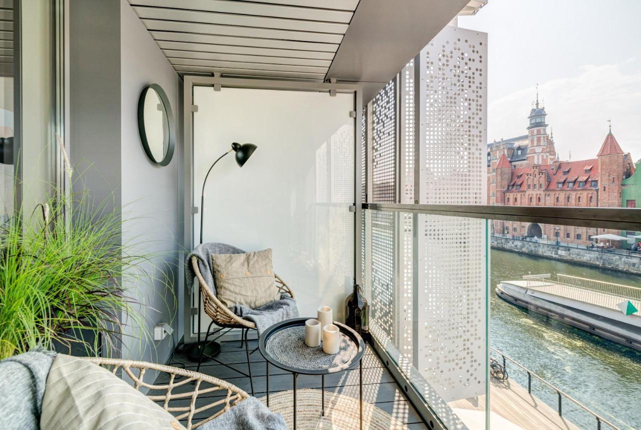 The Black Crane Apartment Gdansk Ngoại thất bức ảnh