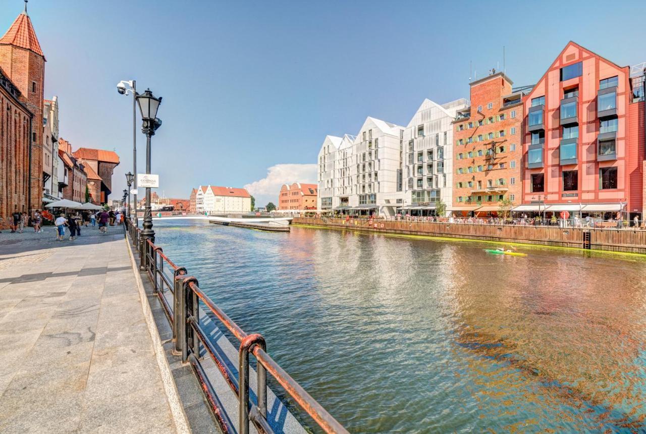 The Black Crane Apartment Gdansk Ngoại thất bức ảnh